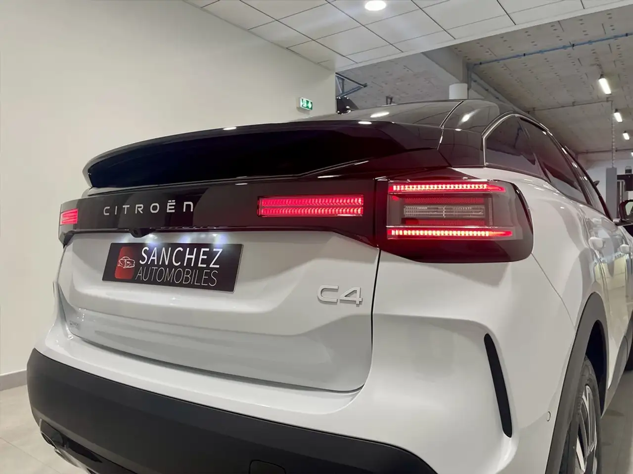 Citroen C4 Berline — photo 11