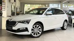 Skoda Scala Style 1.5 Automatik Kamera CarPlay SHZ Navi Keyles