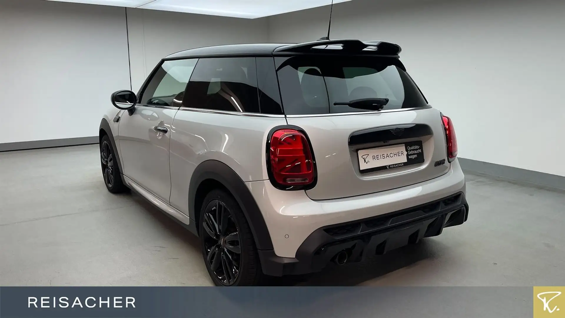 MINI Cooper A DKG JCW-Trim,Navi,JCW-Sitze,RFK,SSV Grau - 2
