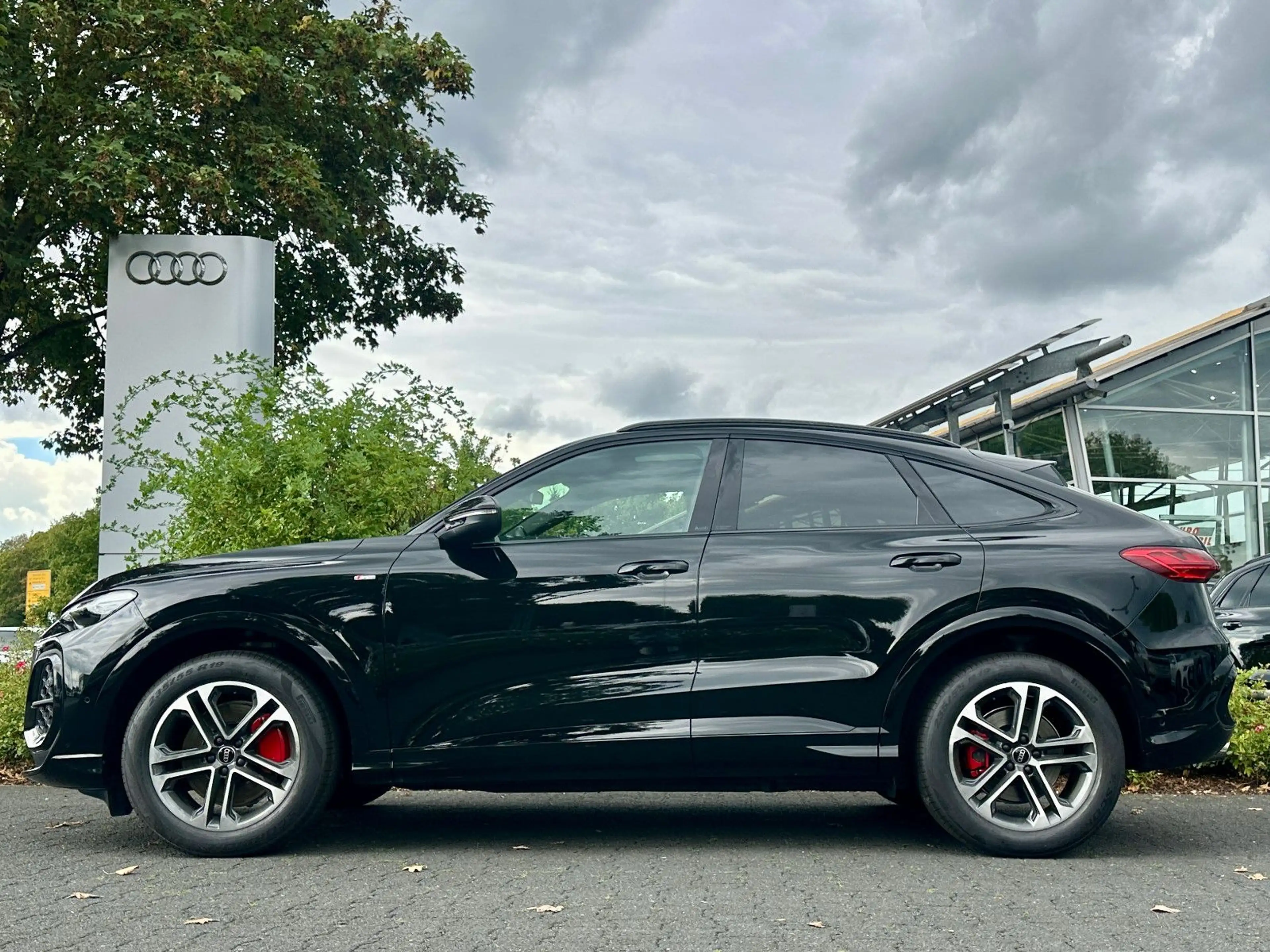 Audi Q5 SB TDI qu S LINE BLACK HuD PANO STANDHZ B&O — photo 5