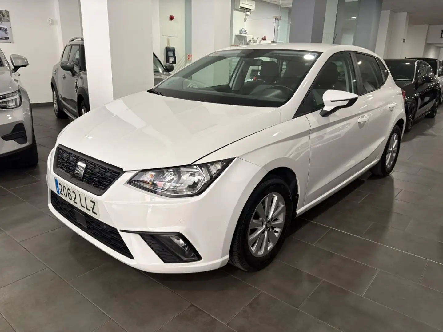 SEAT Ibiza 1.0 TSI S&S Style 110 Blanco - 1