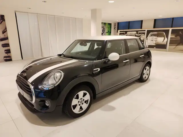 MINI Cooper 1.5 D 116cv 5porte Clima Bi-Zona Fendinebbia
