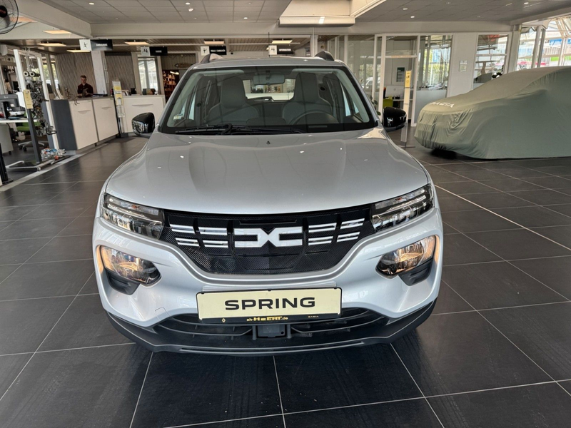 Dacia Spring Electric  mit CCS-Lader und Kamera — photo 3