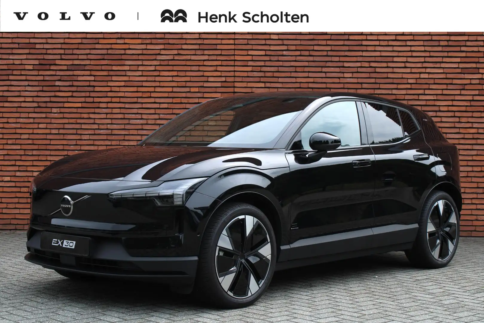 Volvo EX30 Single Motor Extended Range Ultra 69 kWh | Panoram Noir - 1