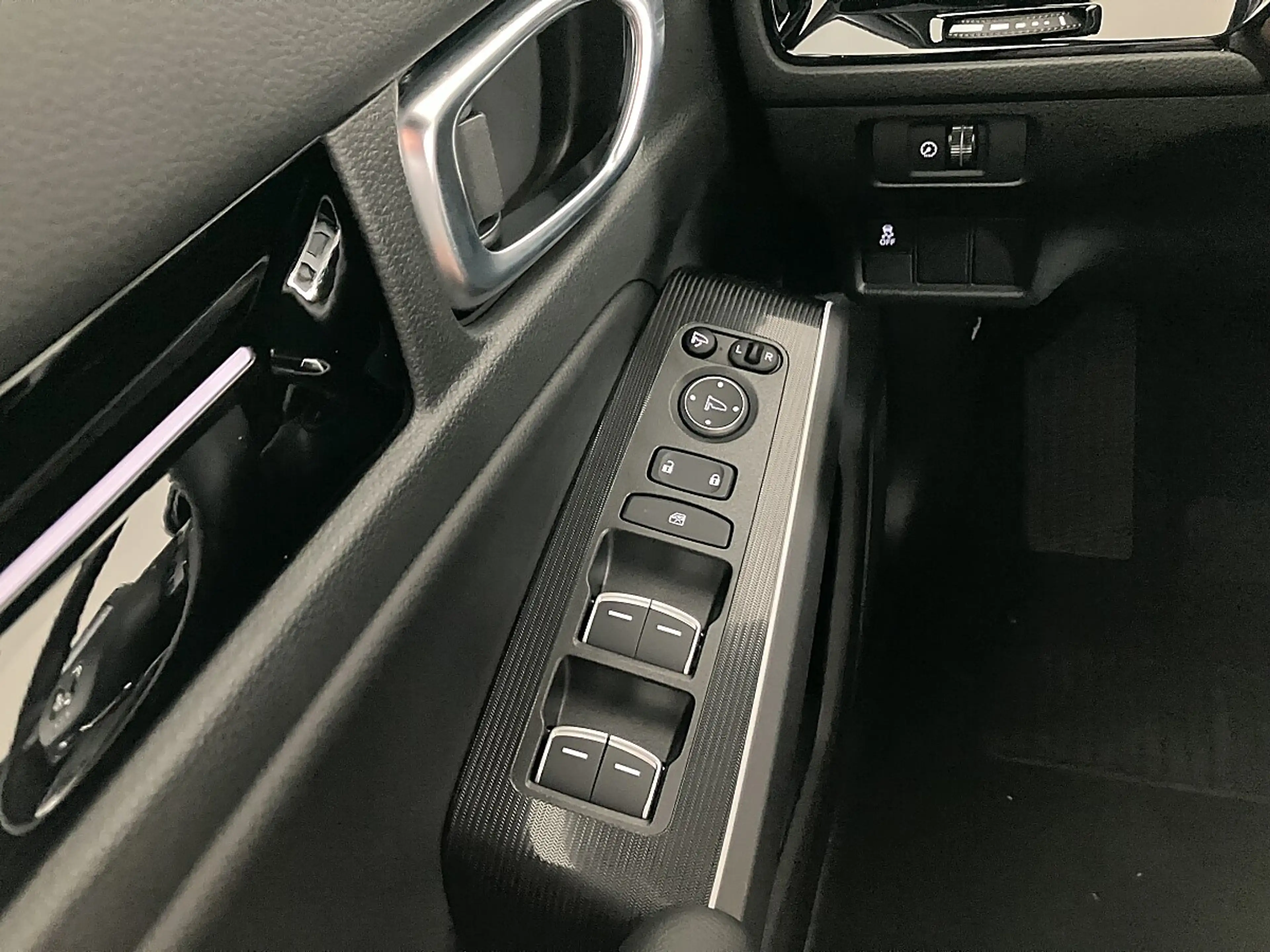 Honda Civic 2.0 i-MMD Hybrid Advance e-CVT Aut. — photo 12