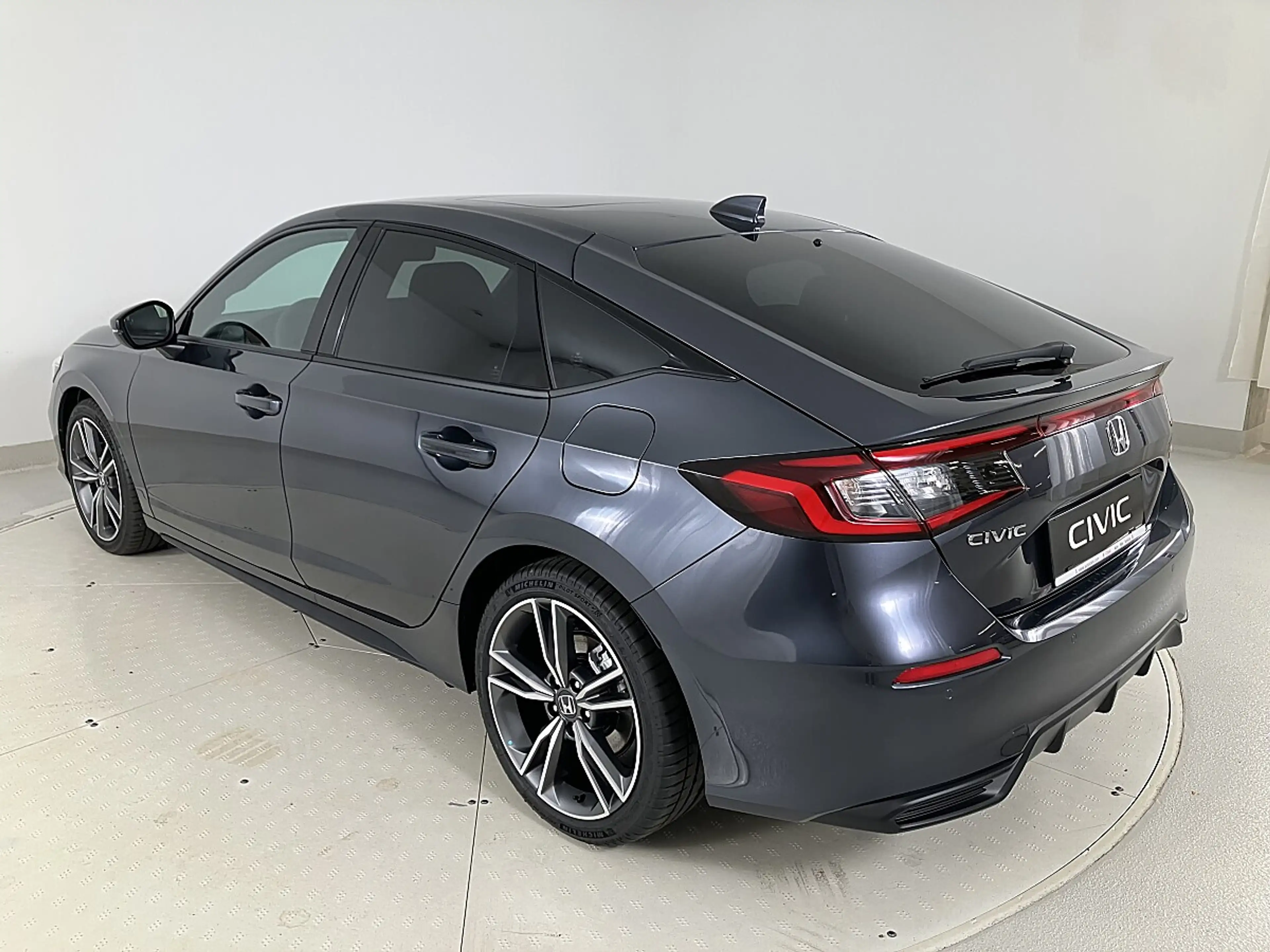 Honda Civic 2.0 i-MMD Hybrid Advance e-CVT Aut. — photo 6