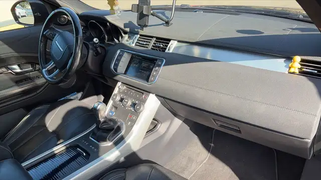 Land Rover Range Rover Evoque view 10