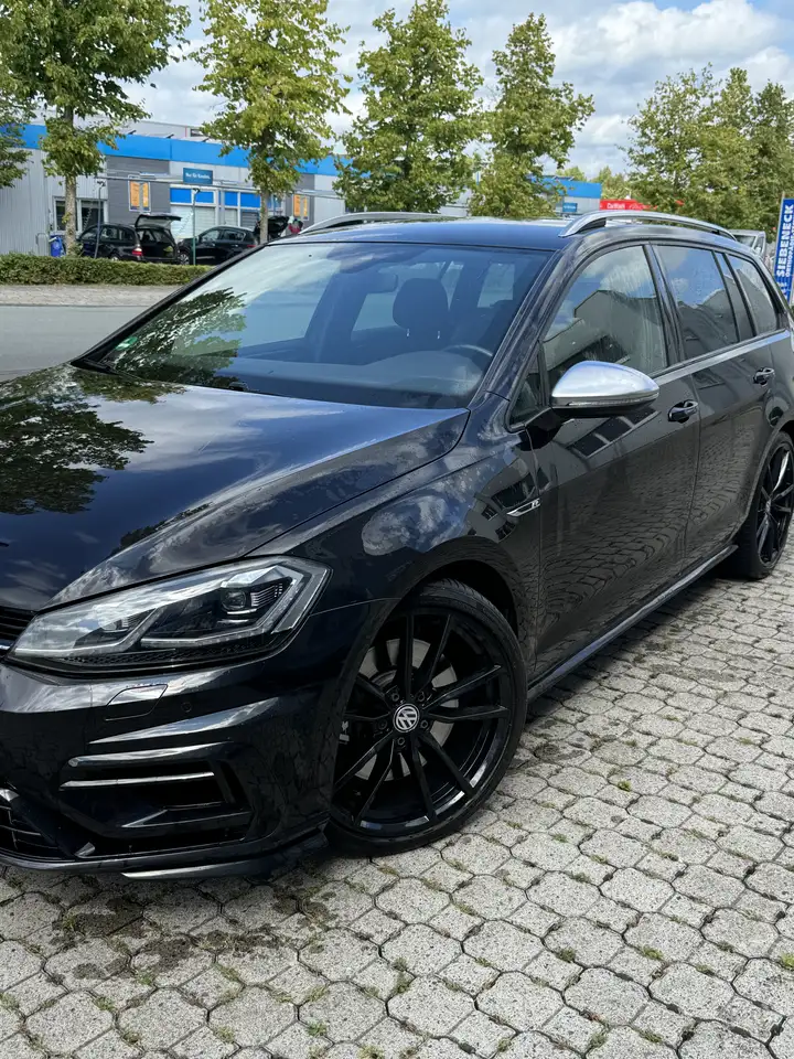 Volkswagen Golf R