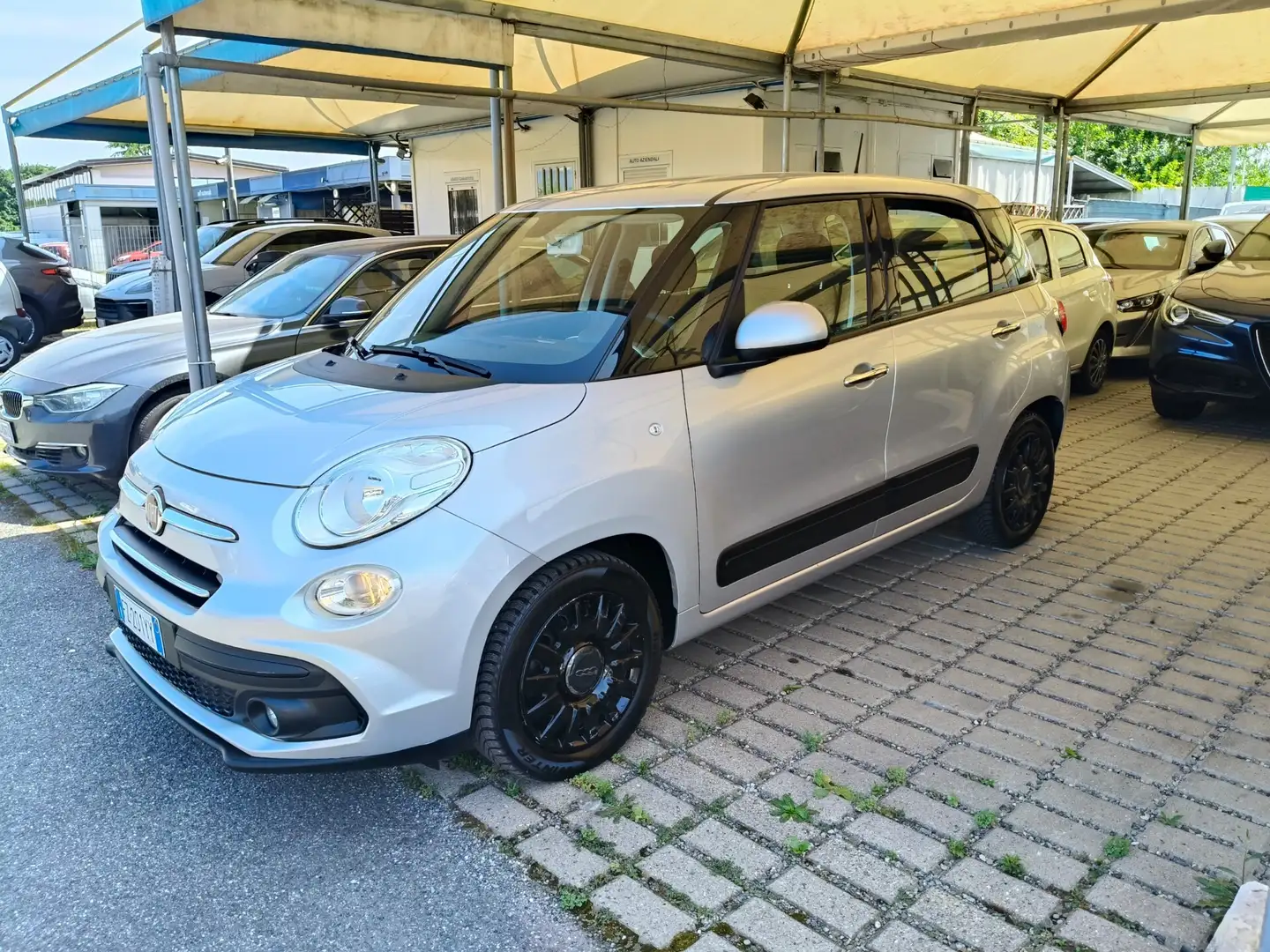 Fiat 500L 1.4 95 CV S&S Mirror Grau - 1