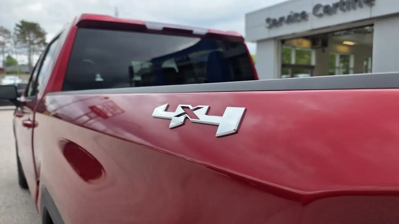 GMC Sierra 1500 photo GMC Sierra 1500