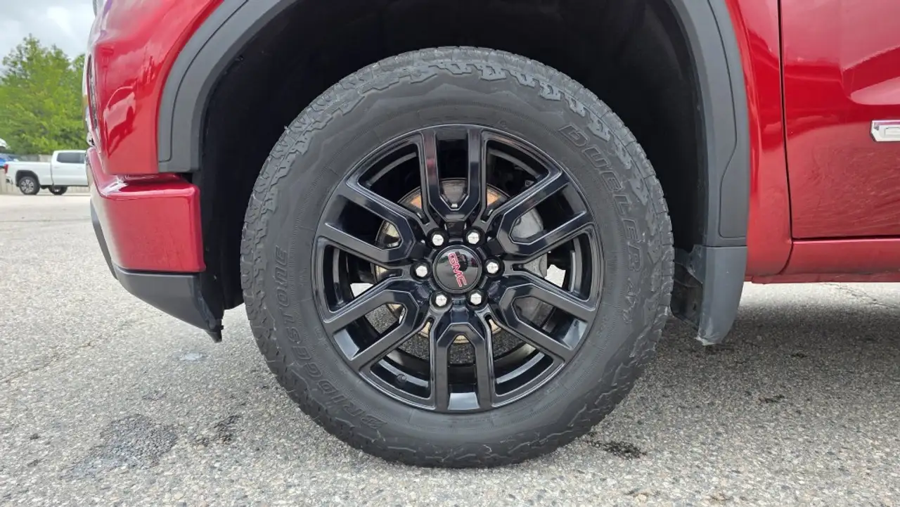 GMC Sierra 1500 photo GMC Sierra 1500