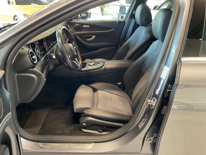 Mercedes-Benz E 220 d Leder Navi LED 19" AMG Felgen — photo 6