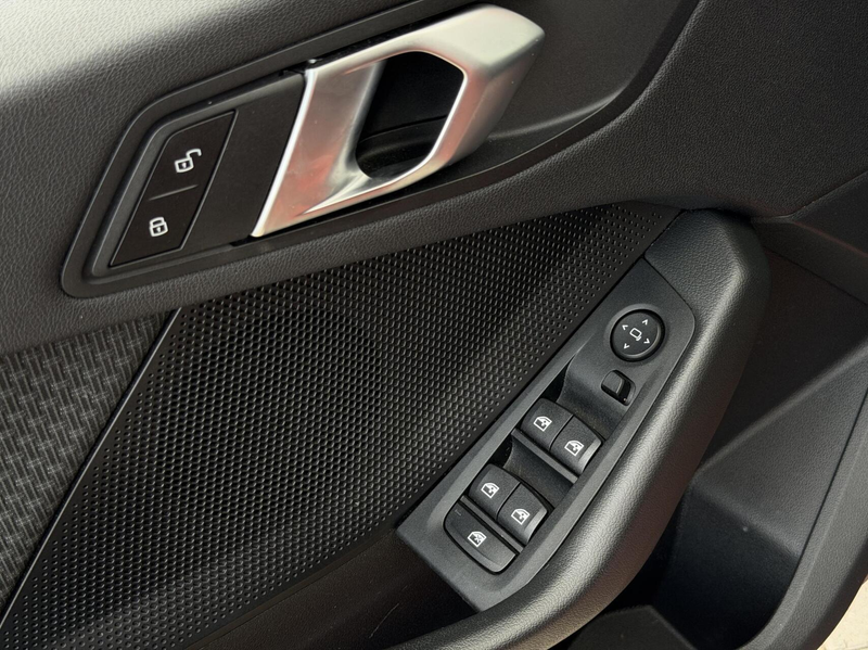 BMW 118 1-serie 118i Executive | Pano | Carplay | Cruise — photo 11