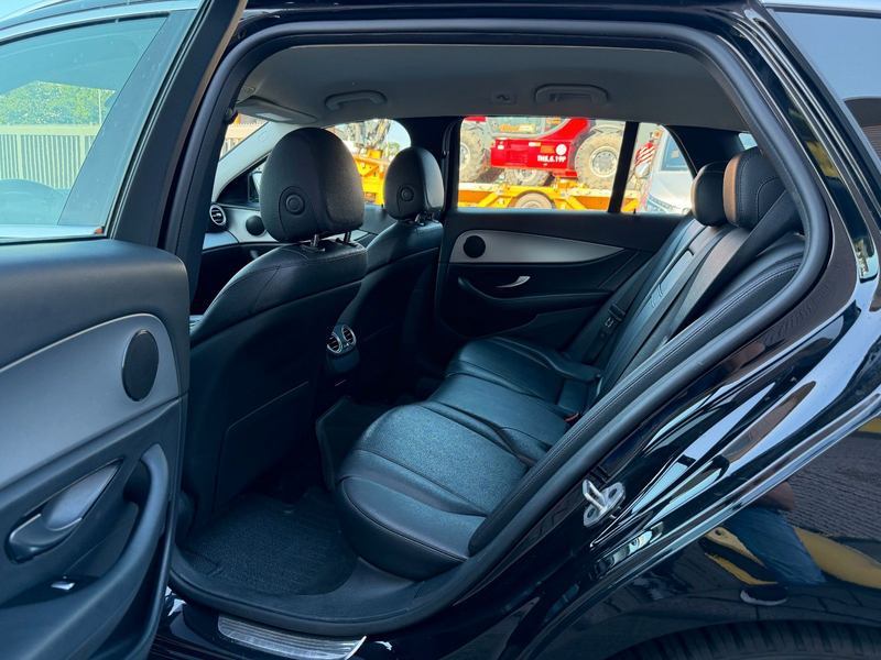 Mercedes-Benz E 220 d T Avantgarde+RKamera+Leder+Taxi — photo 10