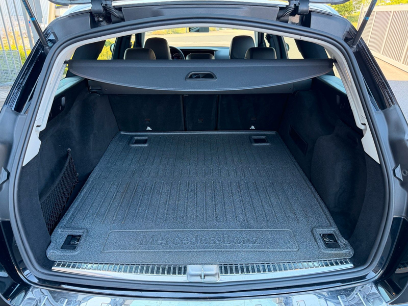 Mercedes-Benz E 220 d T Avantgarde+RKamera+Leder+Taxi — photo 8