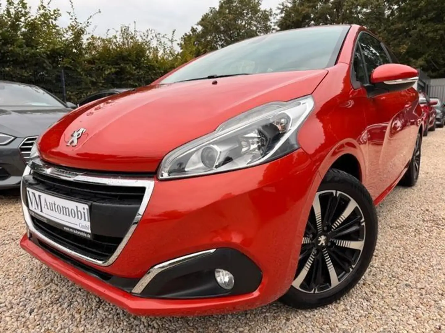 Peugeot 208 1.2 Active PureTech 82 Tempo*Klima Orange - 1