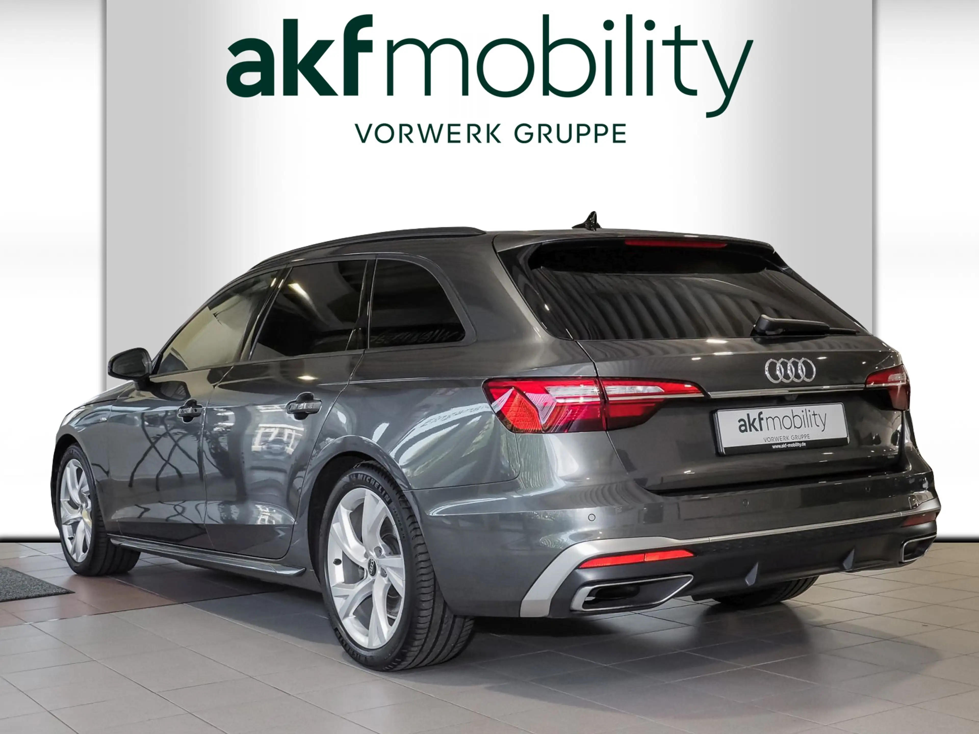 Audi A4 S LINE 2.0 35 TDI MHEV — photo 4