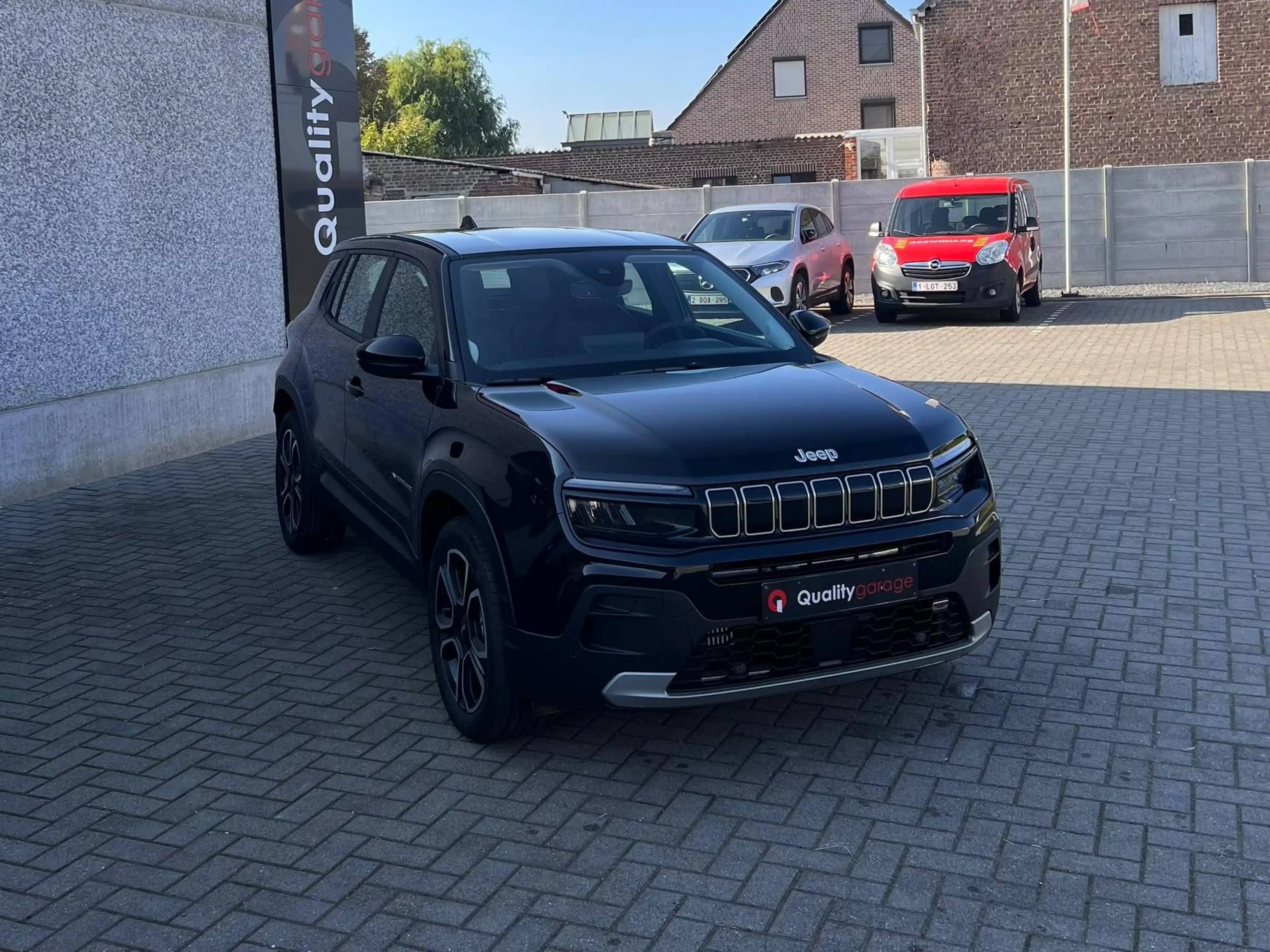 Jeep Avenger Altitude 1.2 — photo 2