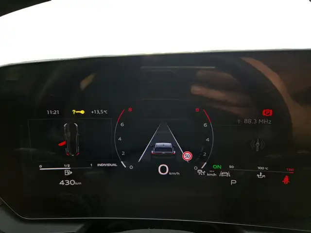 Audi A5 view 9