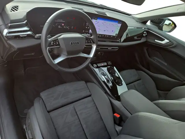 Audi A5 view 4