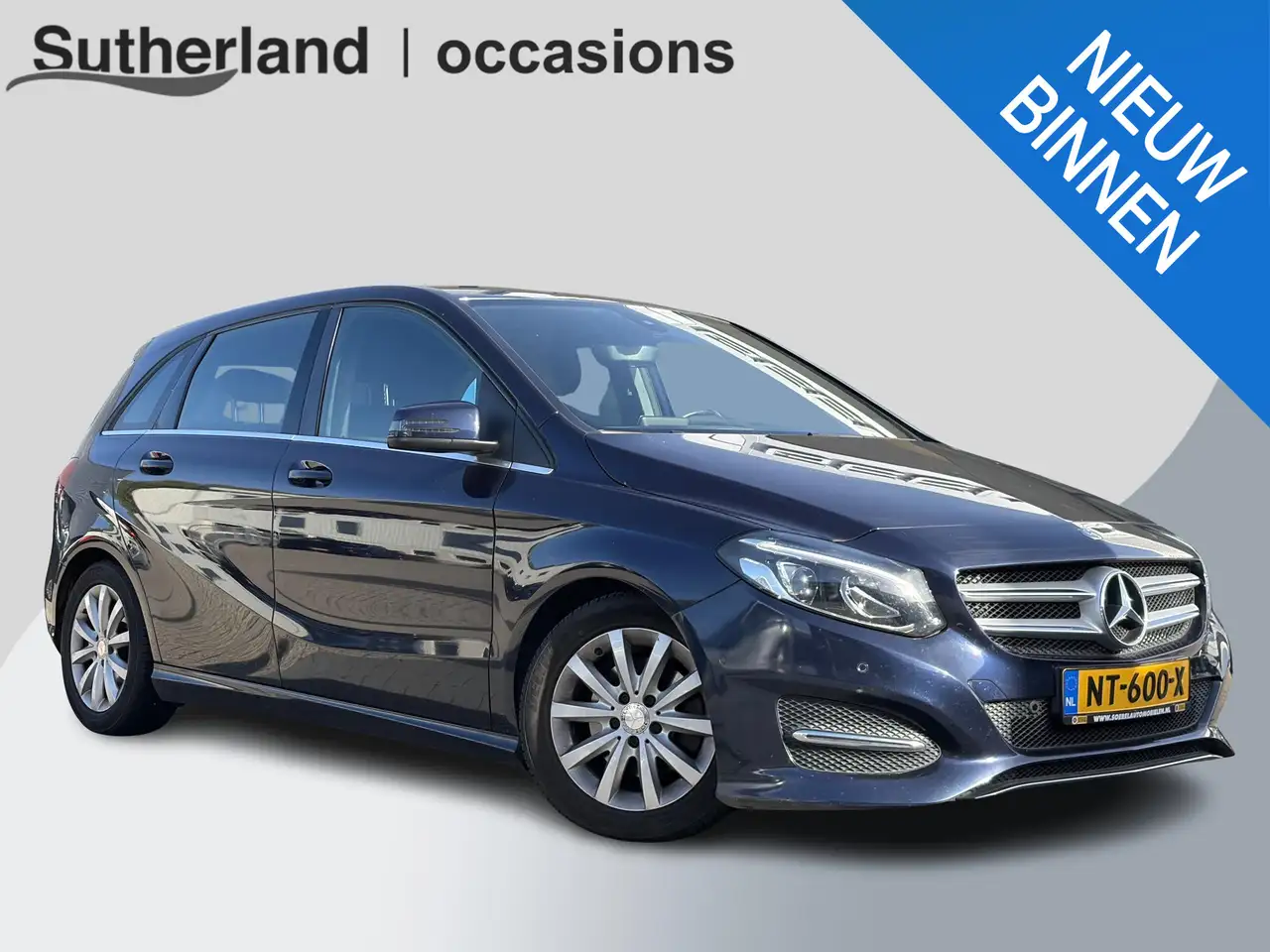 Mercedes-Benz B 180