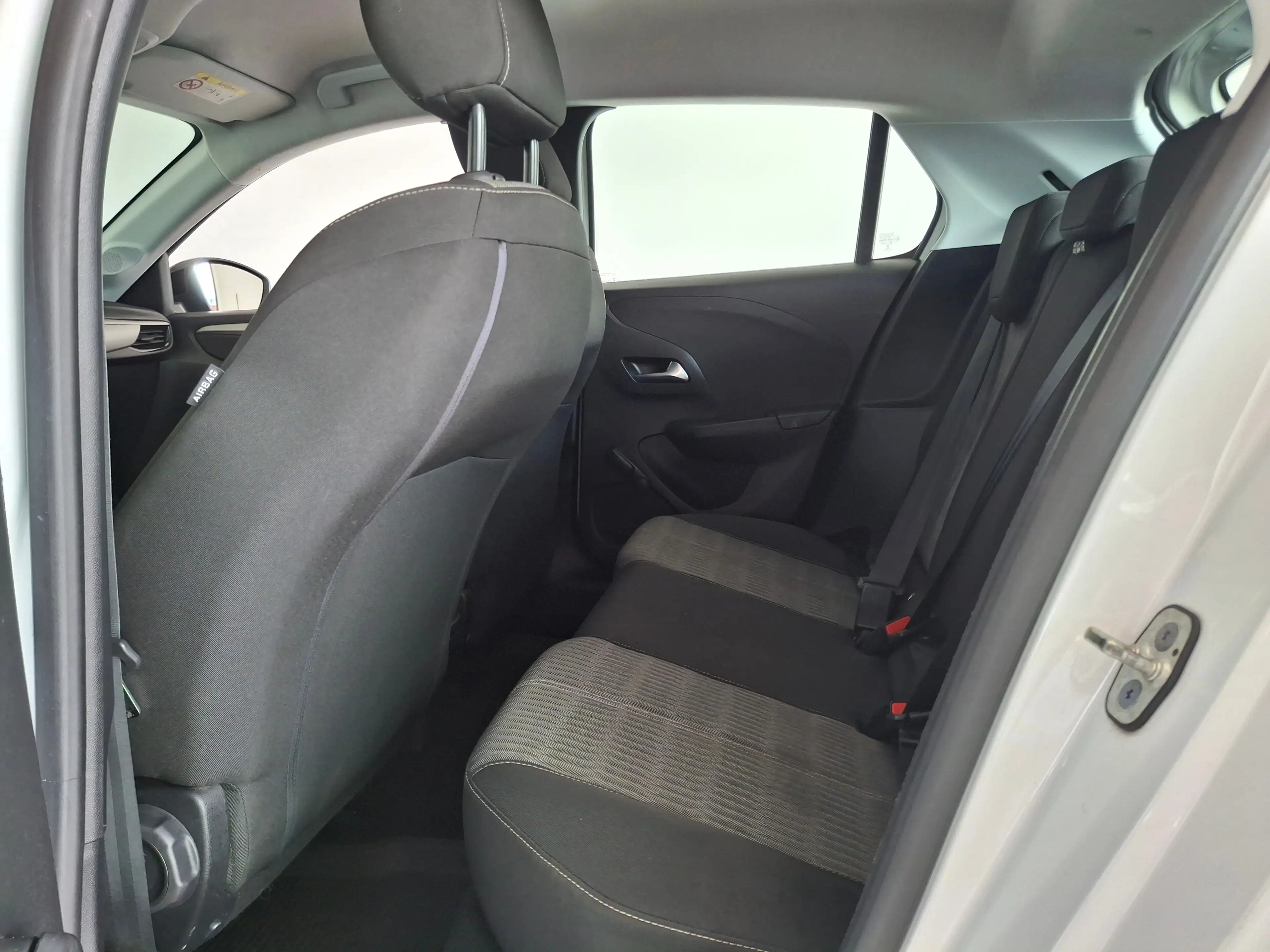 Opel Corsa 1.2 Edition 100pk Automaat PDC LMV CARPLAY STOELV — photo 10