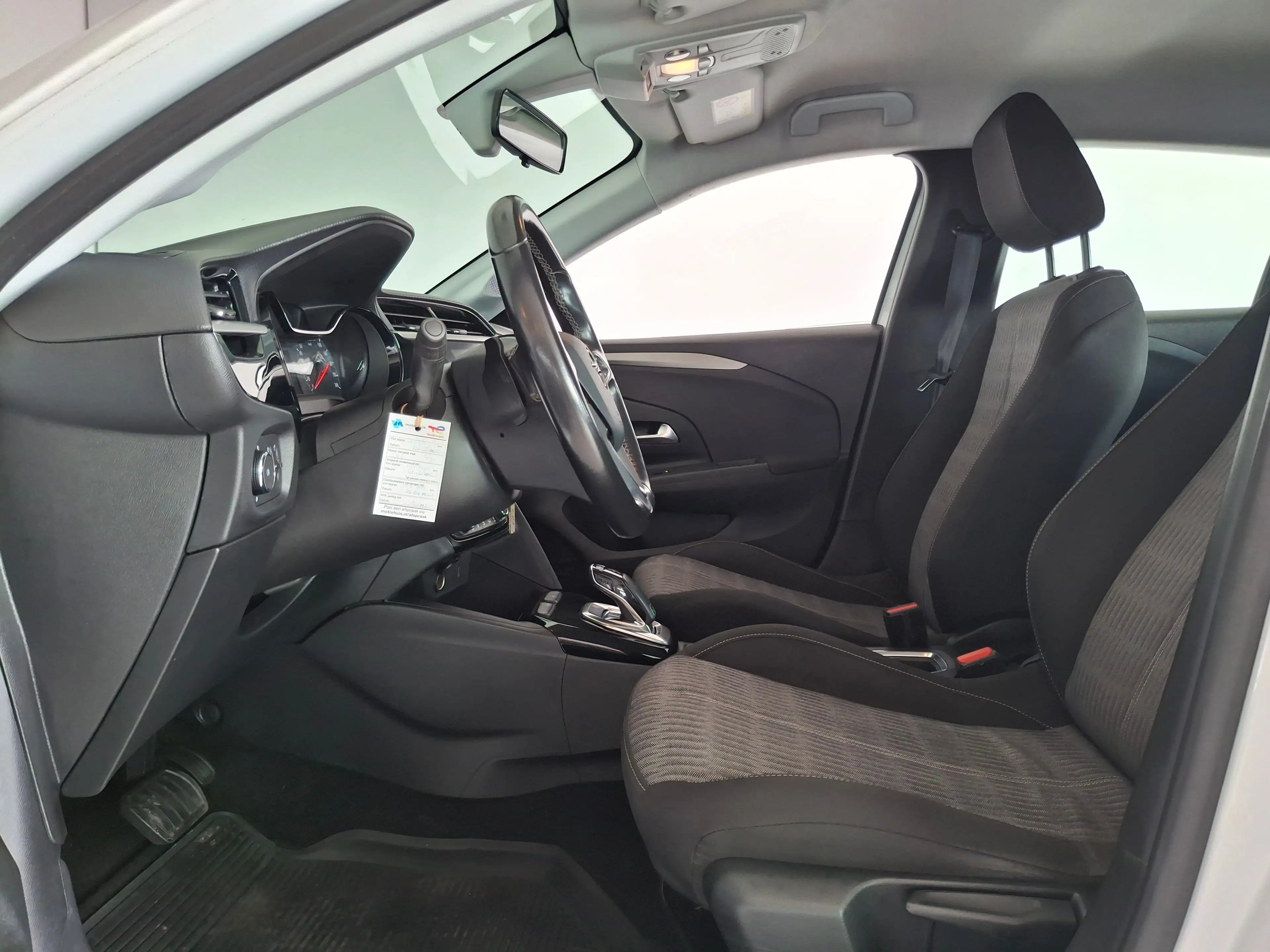 Opel Corsa 1.2 Edition 100pk Automaat PDC LMV CARPLAY STOELV — photo 3