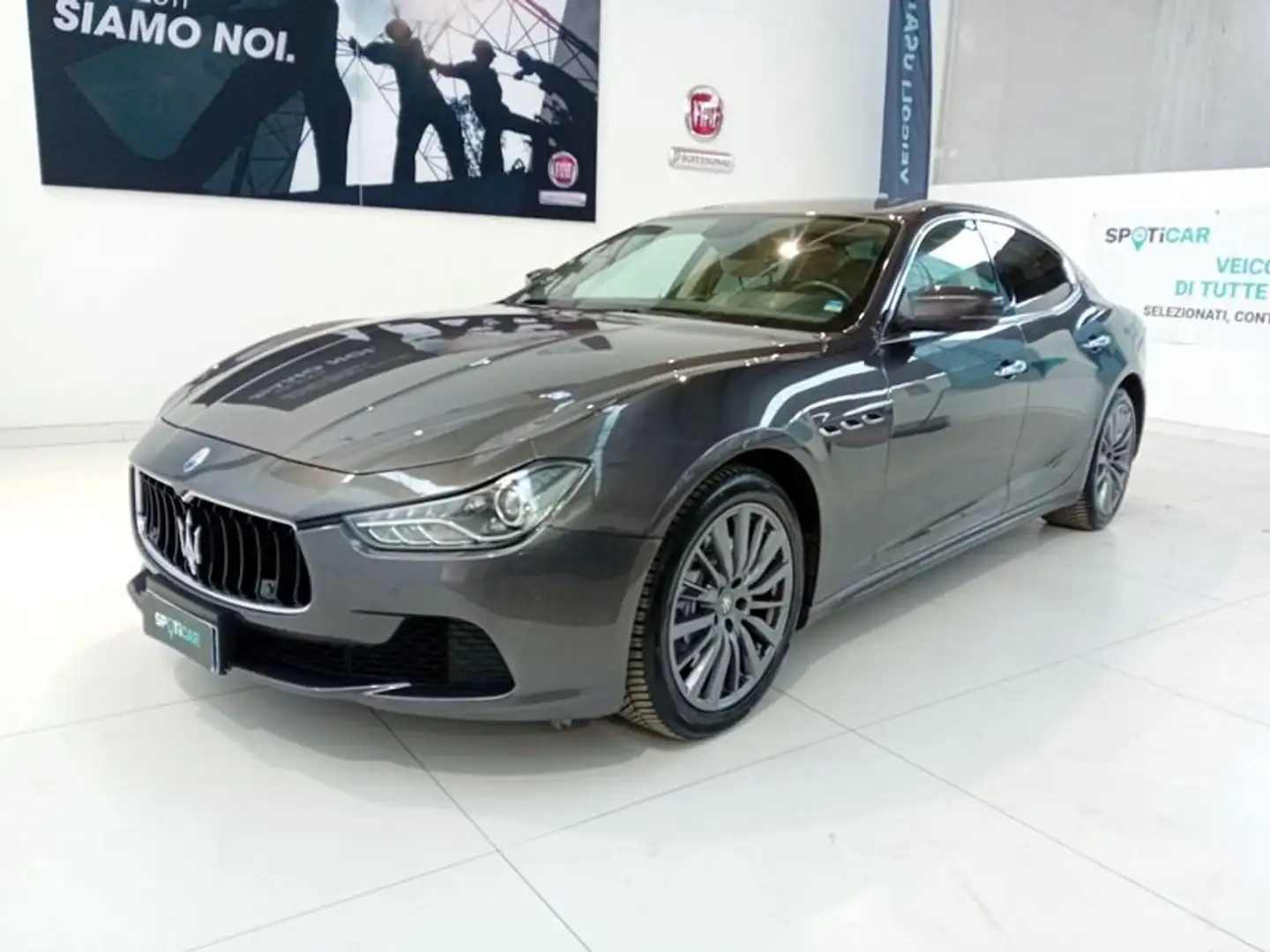 Maserati Ghibli 3.0 Diesel Grey - 1