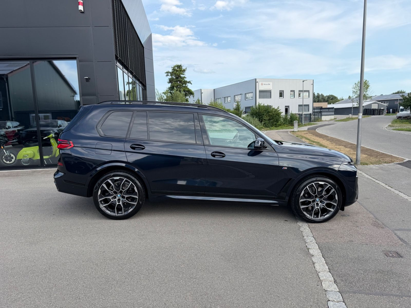 BMW X7 xDrive 40 i M Sport 22 Zoll Pano h/k Head Up — photo 9