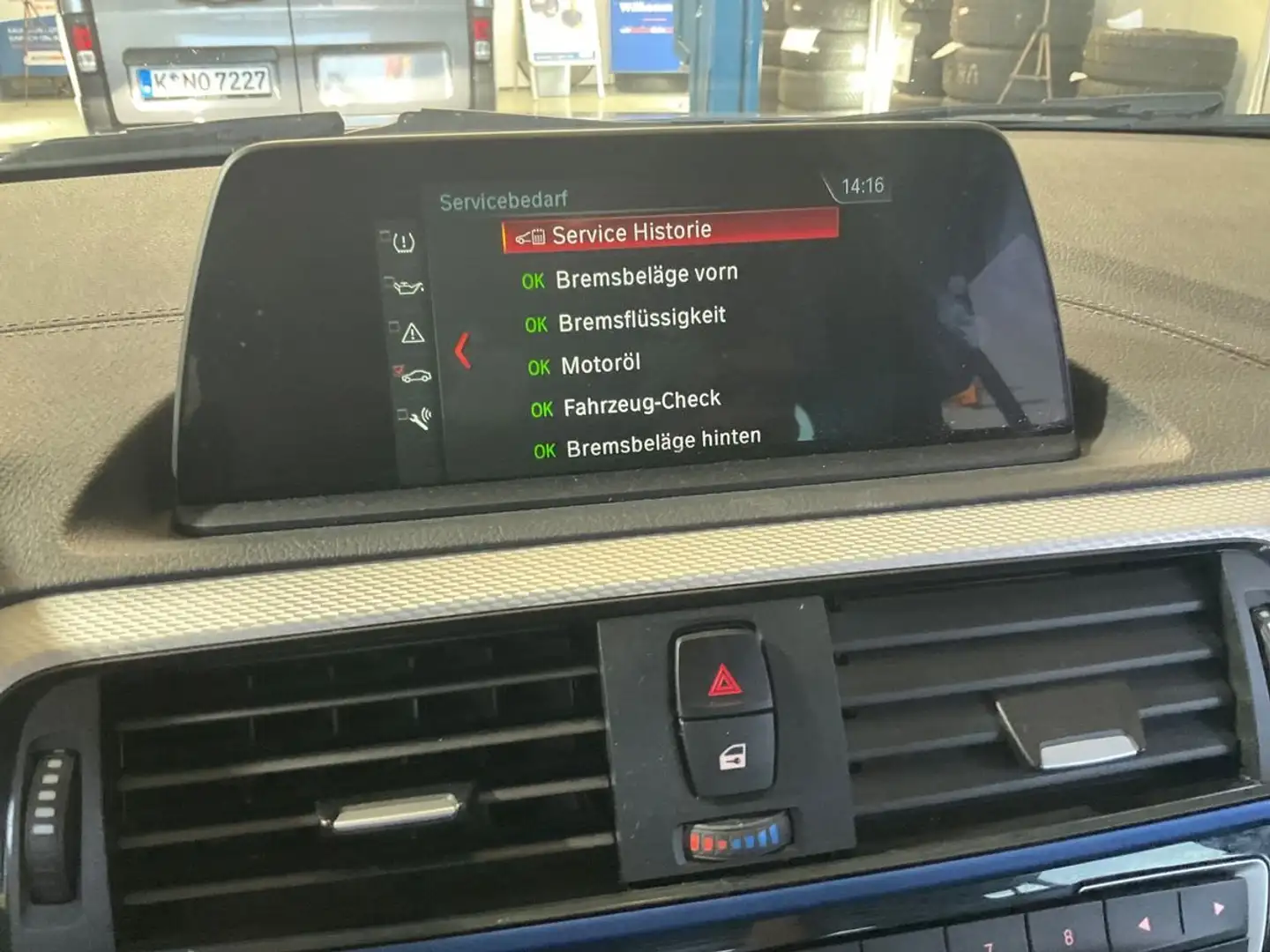BMW 125 125i Aut. M Sport Gris - 2