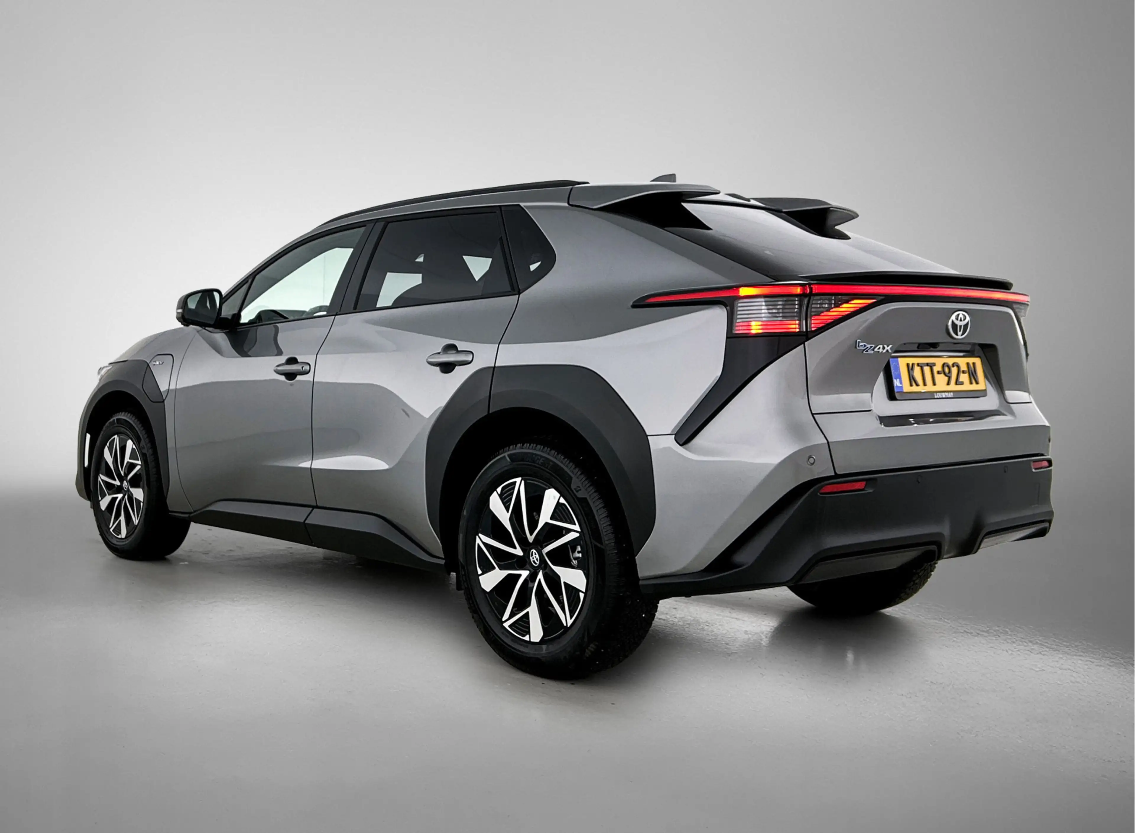 Toyota bZ4X Dynamic 71 kWh — photo 14