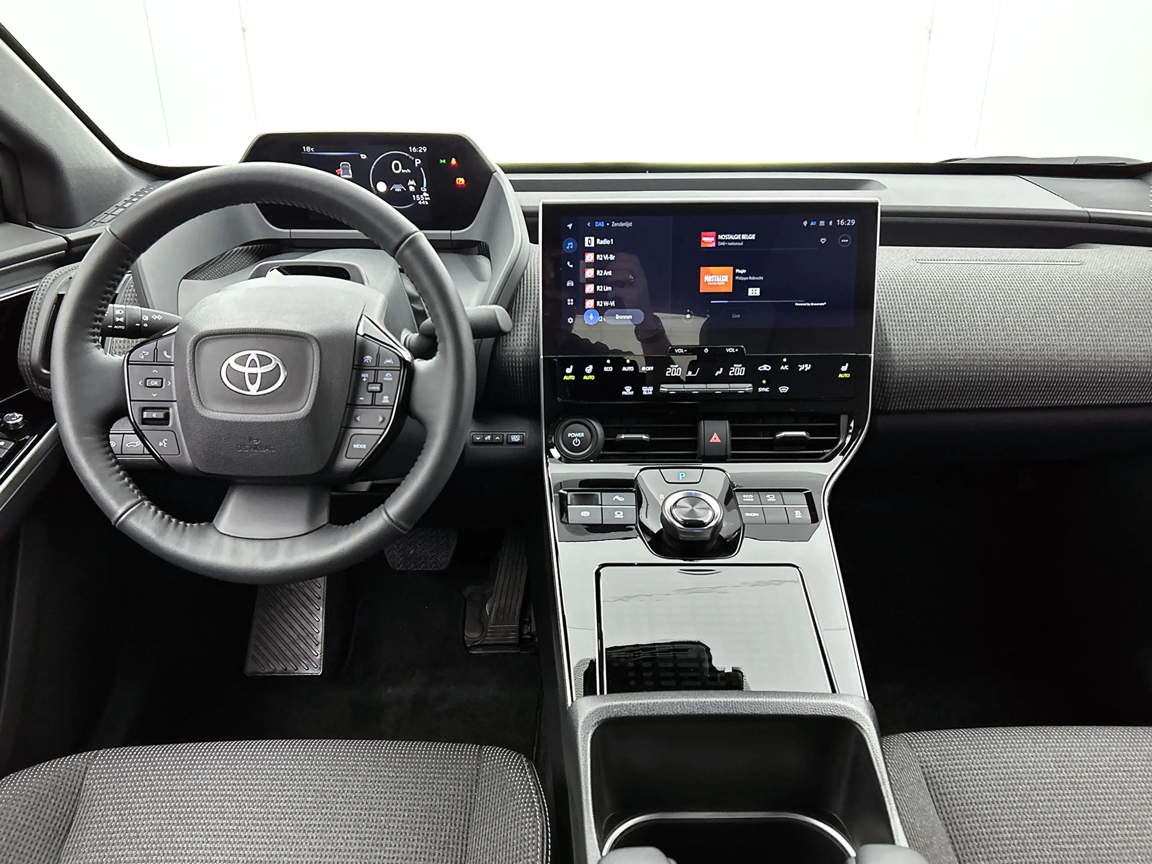 Toyota bZ4X Dynamic 71 kWh — photo 4