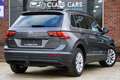 Volkswagen Tiguan 2.0 TDi SCR HIGHLINE CAM360 PANO DISTRONIC ATT.REM Grijs - thumbnail 3