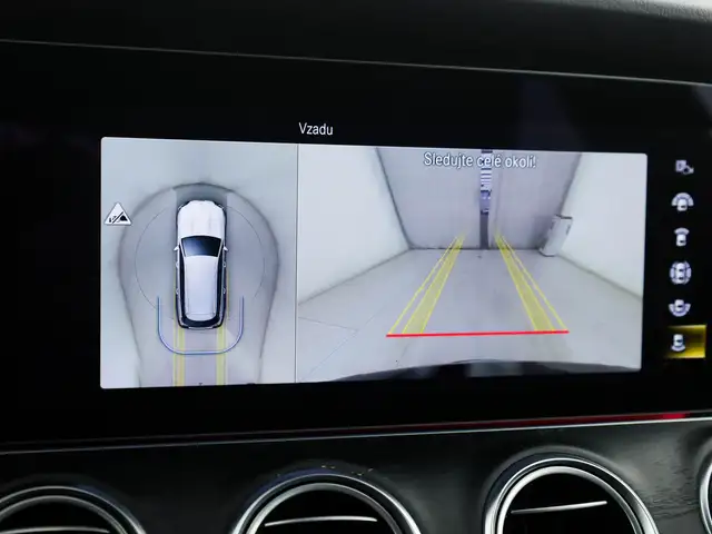 Mercedes-Benz E-Class view 17