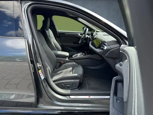 Audi A6 view 15