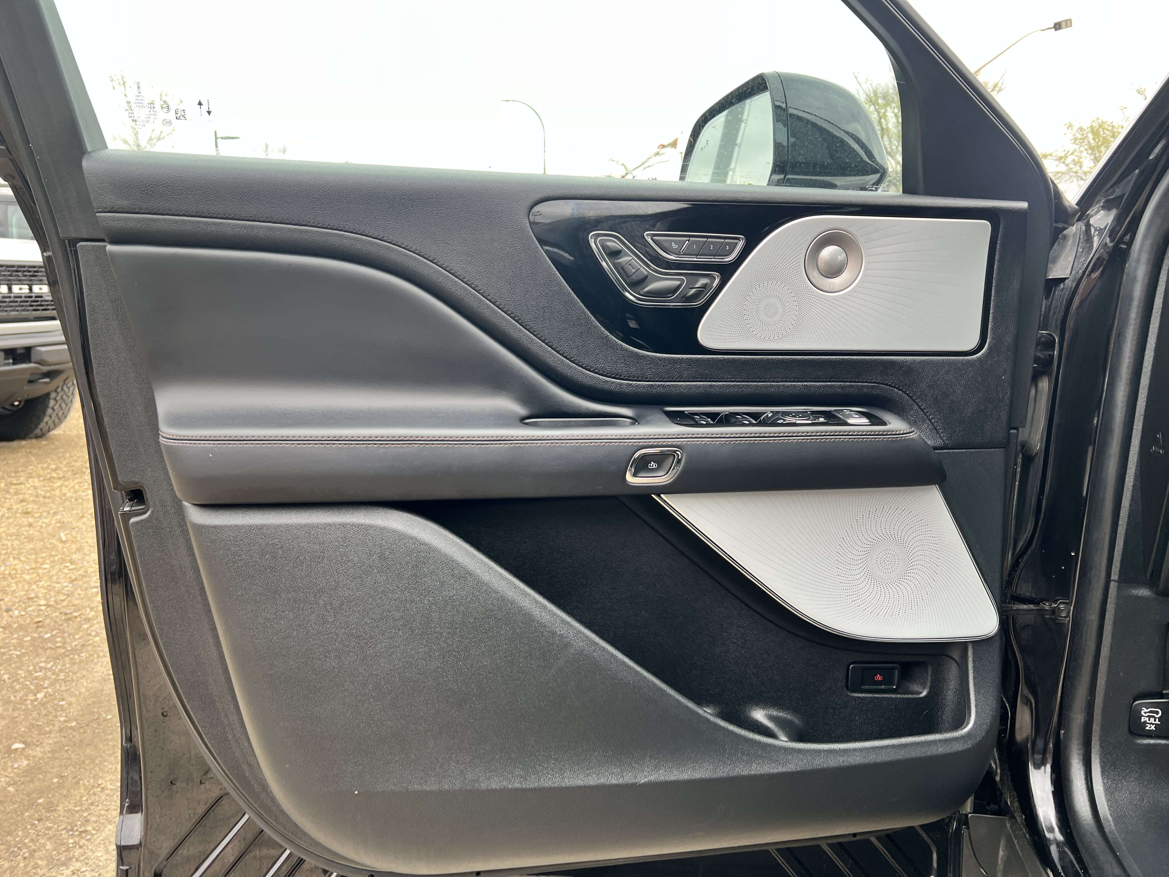 2023 Lincoln Aviator