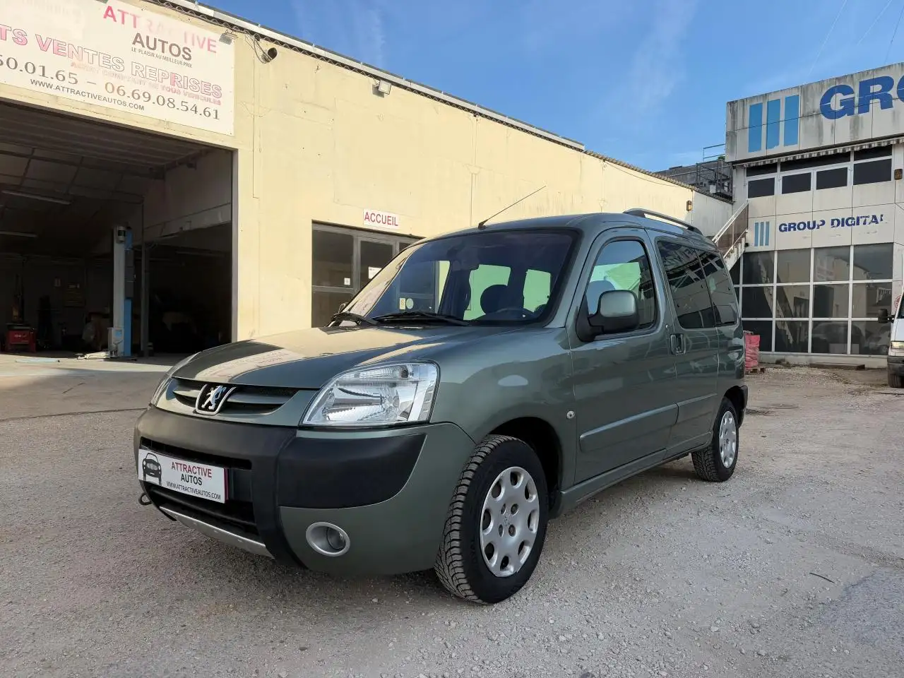 Peugeot Partner 1.4i  COMBI Totem PHASE 2