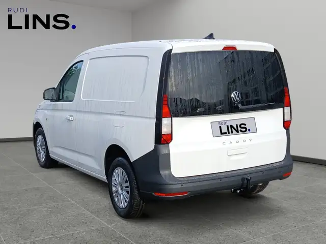 Volkswagen Caddy view 3