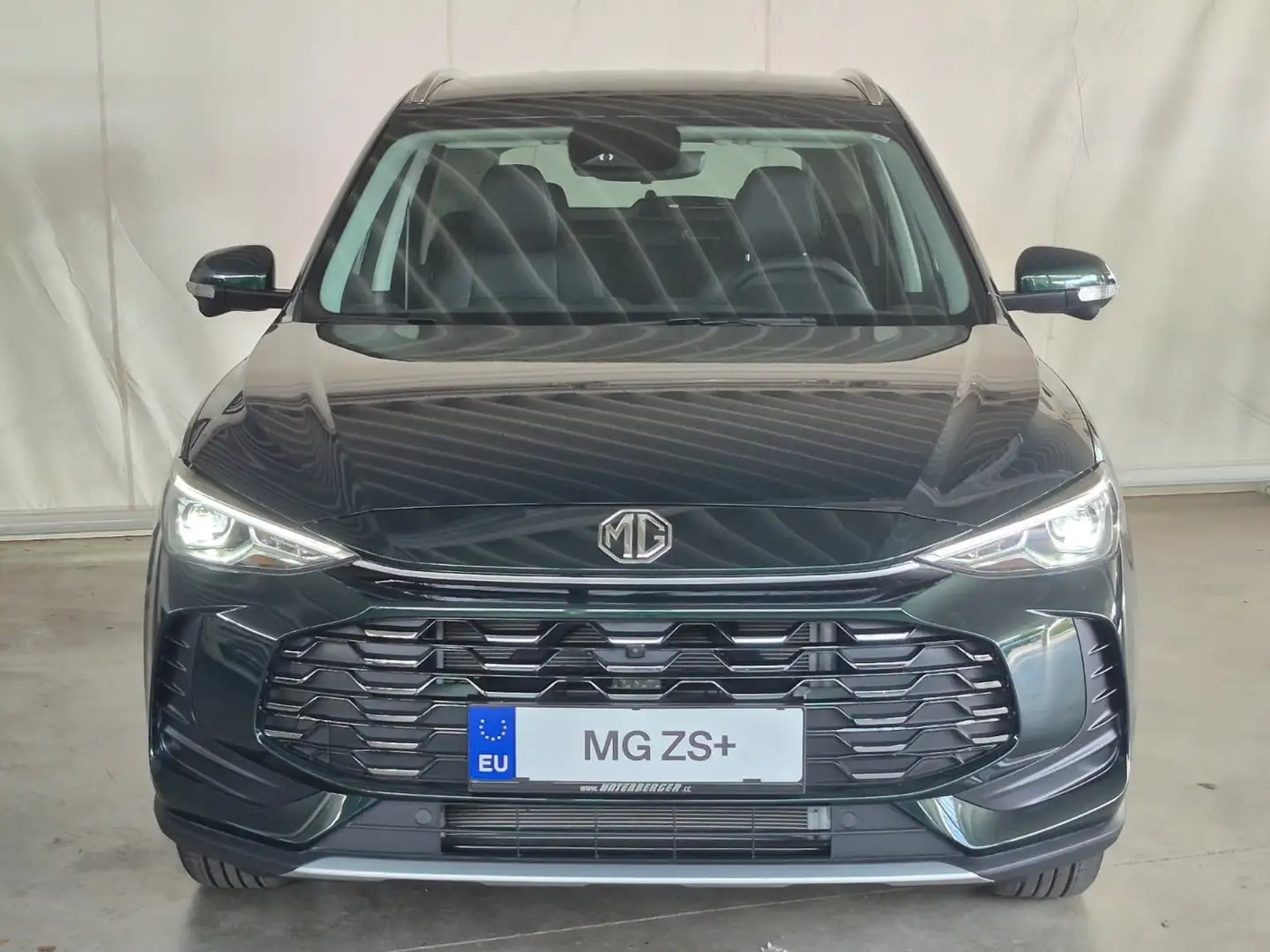 MG ZS 1,5 Deluxe Grün - 2