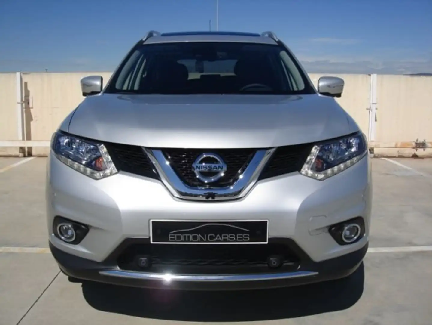 Nissan X-Trail 2.0 dCi Tekna 4x2 XTronic 7 pl. Plateado - 2