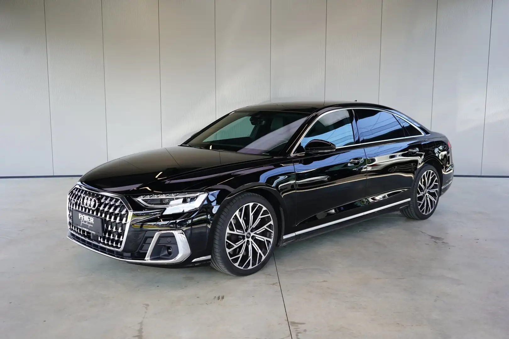 Audi A8 60 TFSI e quattro Lang Schwarz - 2