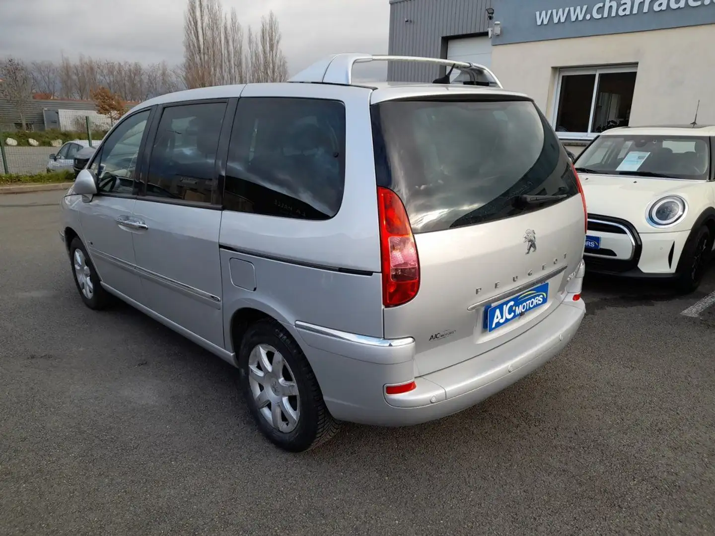 Peugeot 807 2.0 HDI160 FAP STYLE Gris - 2