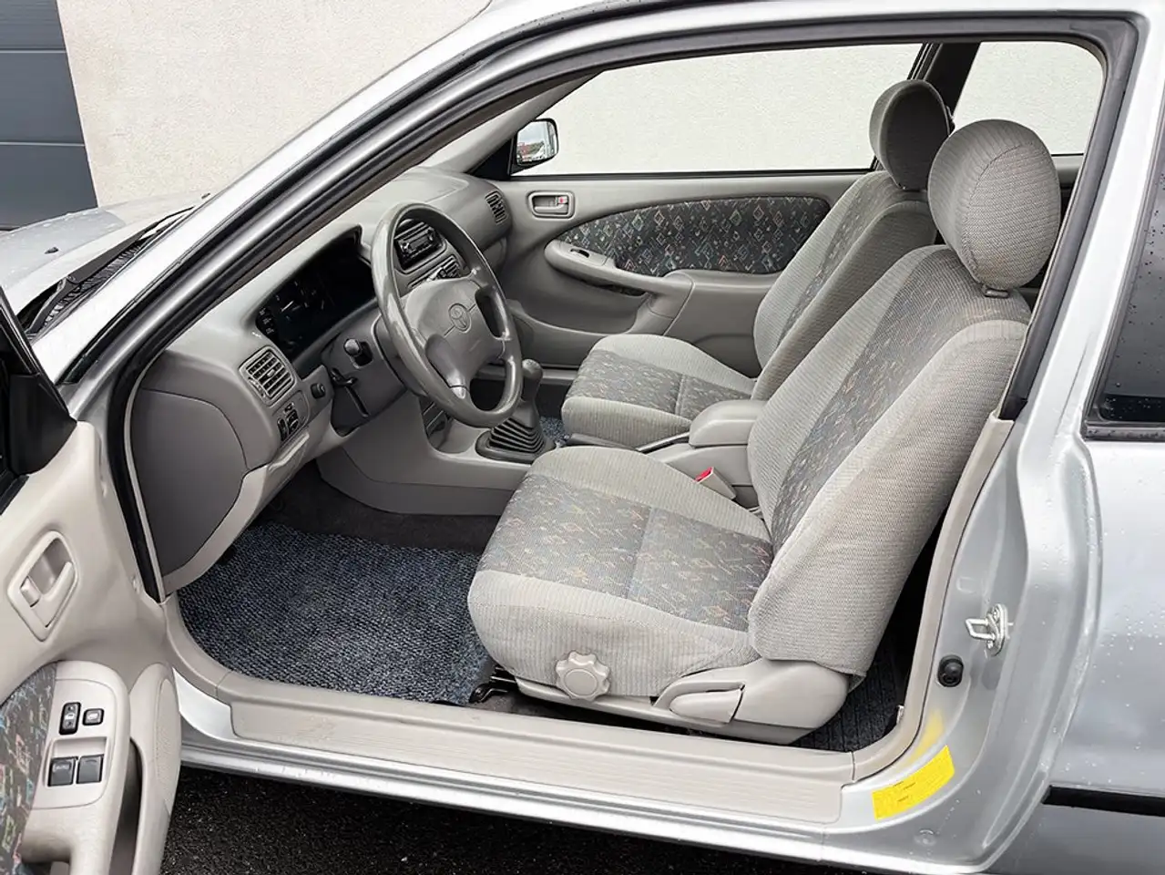 Toyota Corolla 1.4 linea terra | Compact | Tüv + Insp., foto 4