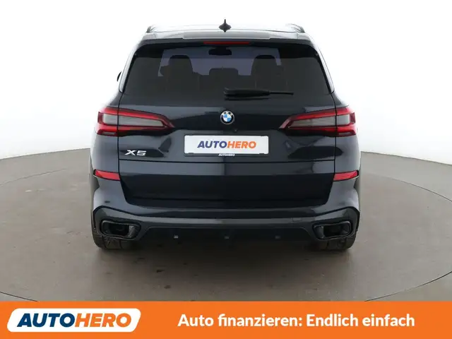 BMW X5 view 5