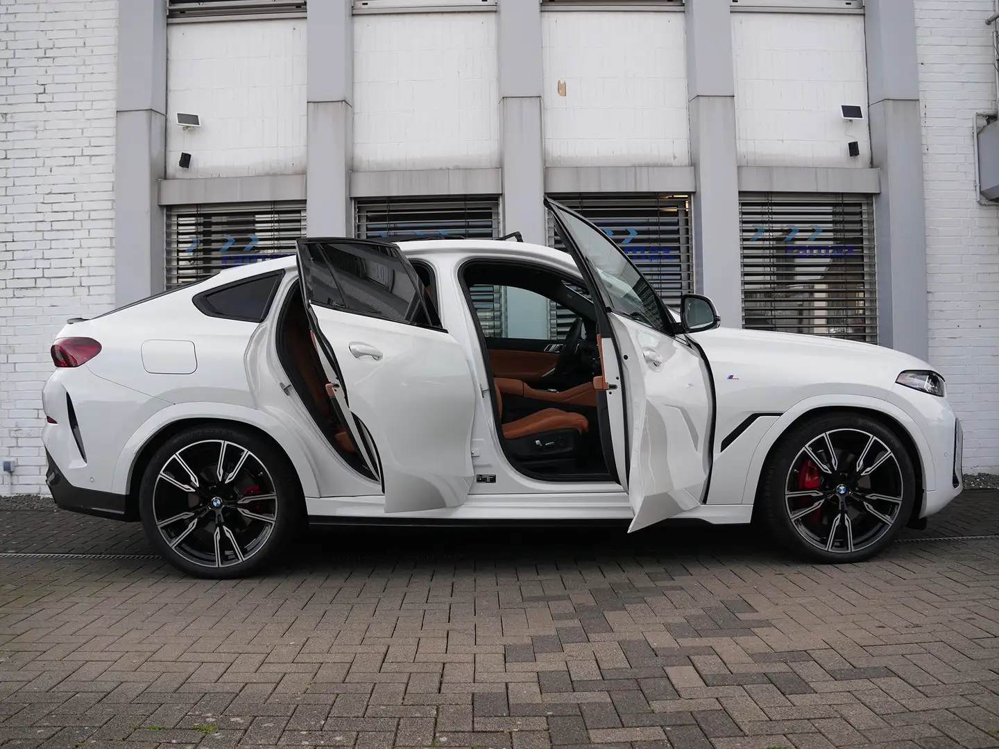 BMW X6 xDrive30d M SPORT PRO-LUFTF-PANO-HUD-22M-COGANC White - 1