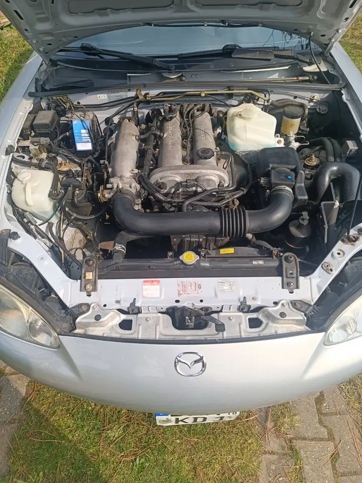 Mazda MX-5 1.6i 16V, foto 3
