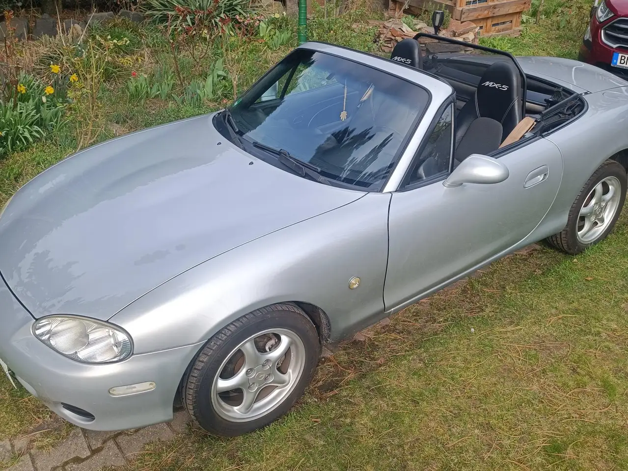 Mazda MX-5 1.6i 16V, foto 2