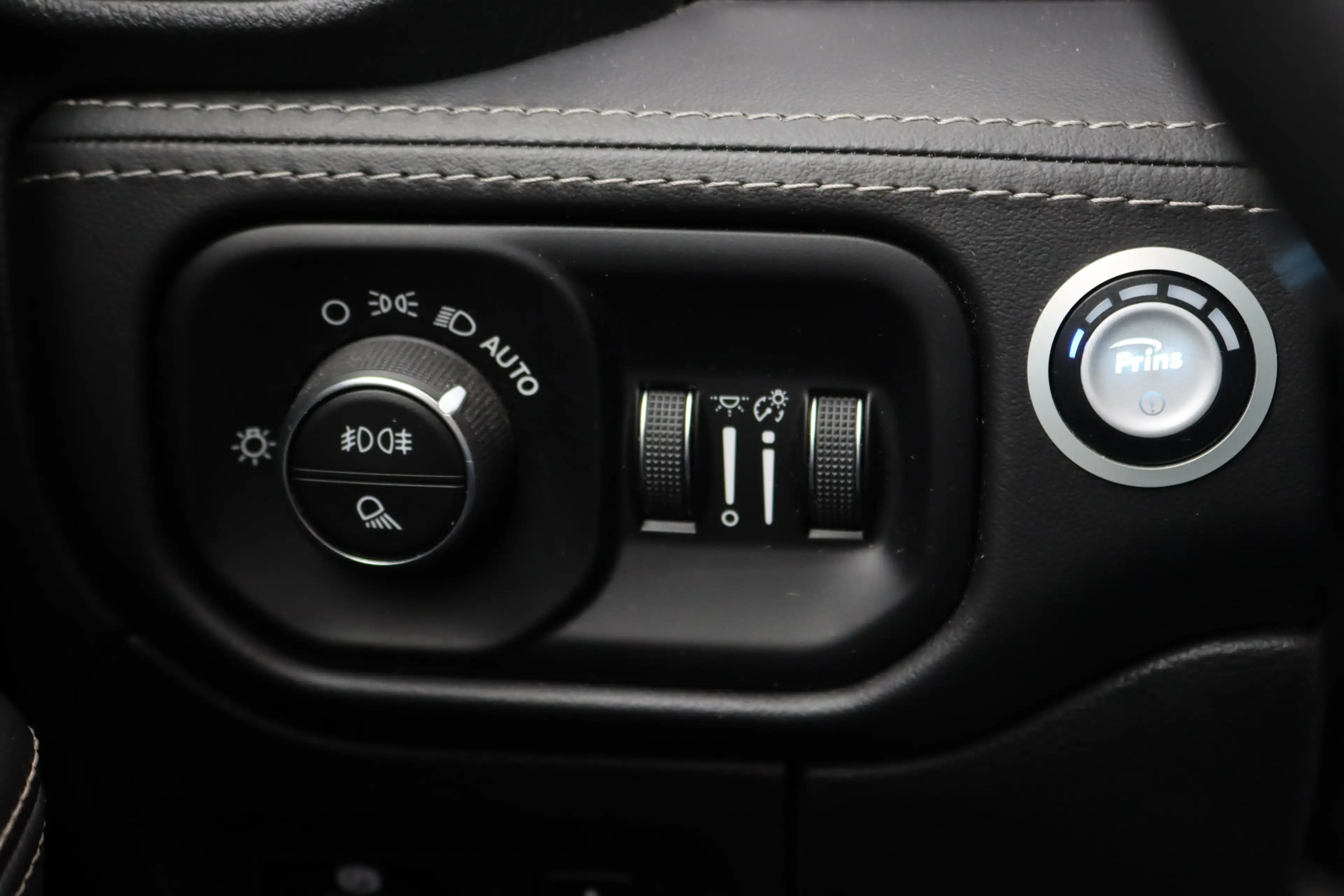 Dodge RAM 1500 5.7 V8 4x4 Crew Cab Limited | Prins-LPG | Luc — photo 37