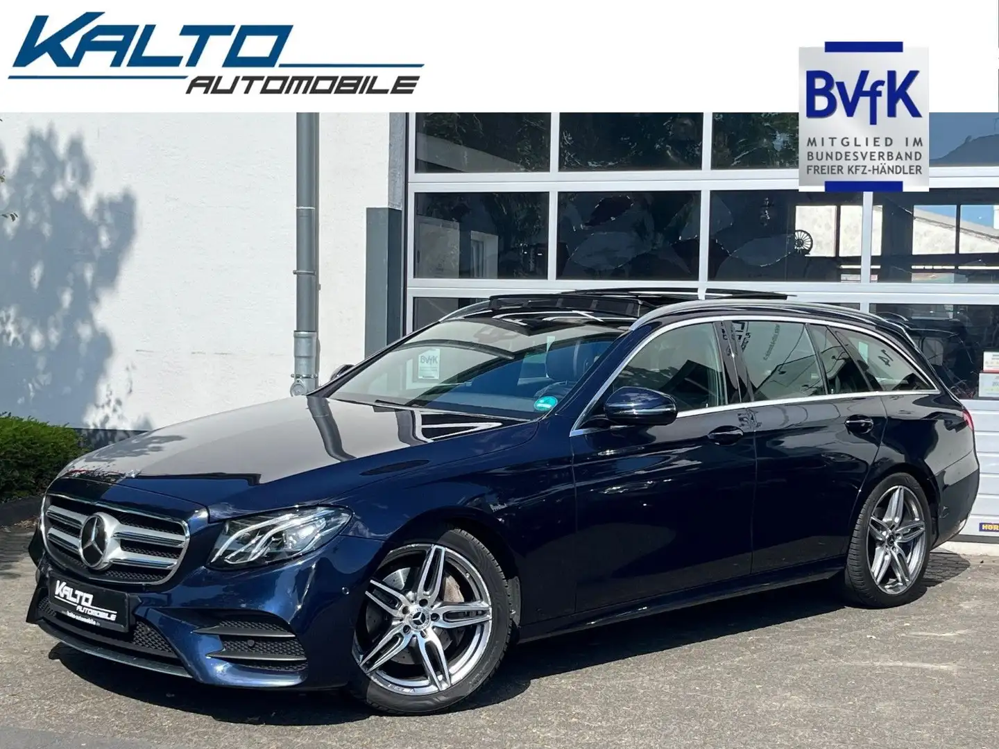 Mercedes-Benz E 200 d AMG-Line Leder,WideScreen,FahrAssist,Pano Blauw - 2