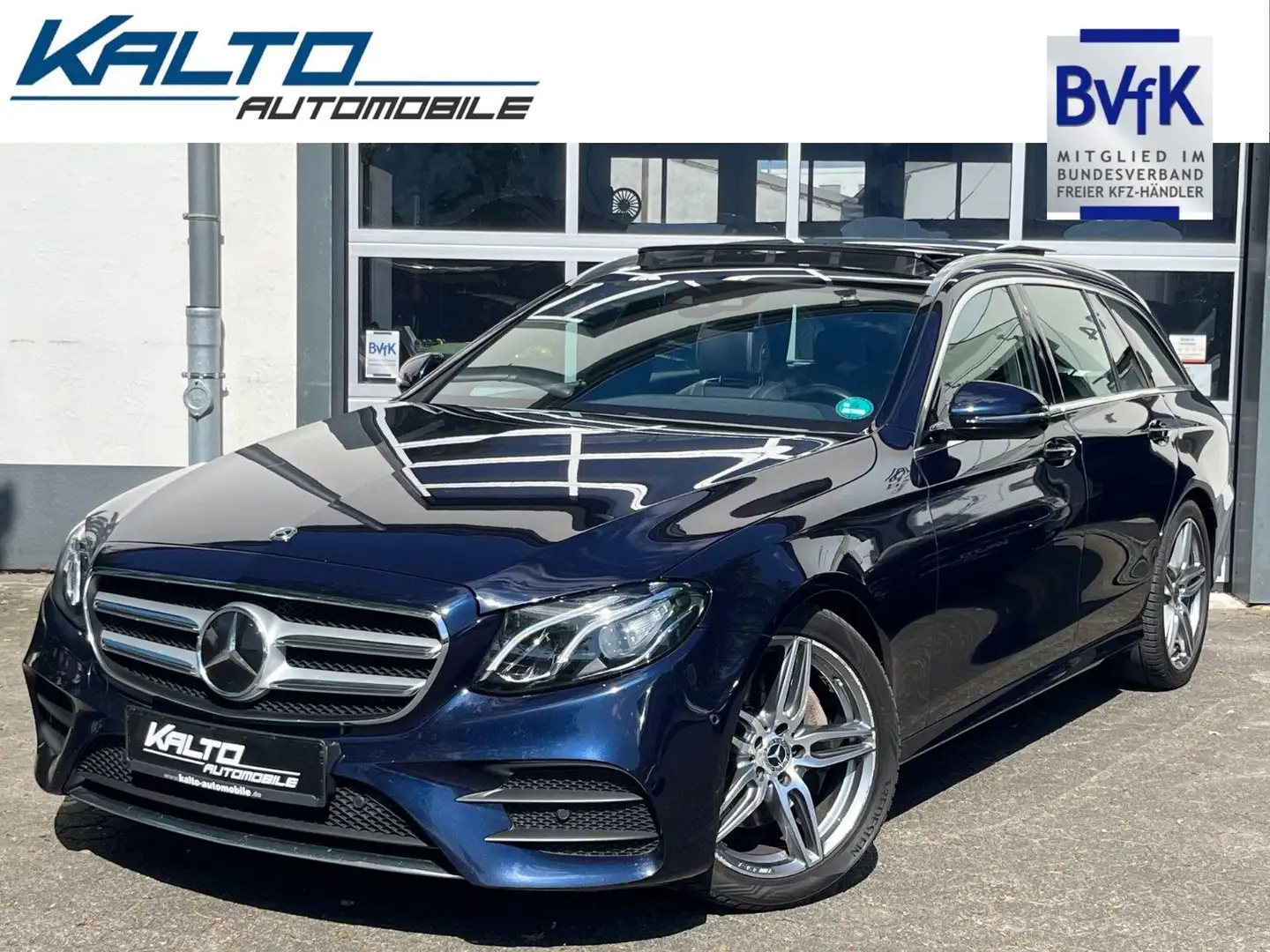 Mercedes-Benz E 200 d AMG-Line Leder,WideScreen,FahrAssist,Pano Blauw - 1